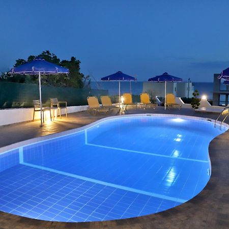 Helios Studios & Apartments Makrýgialos 外观 照片