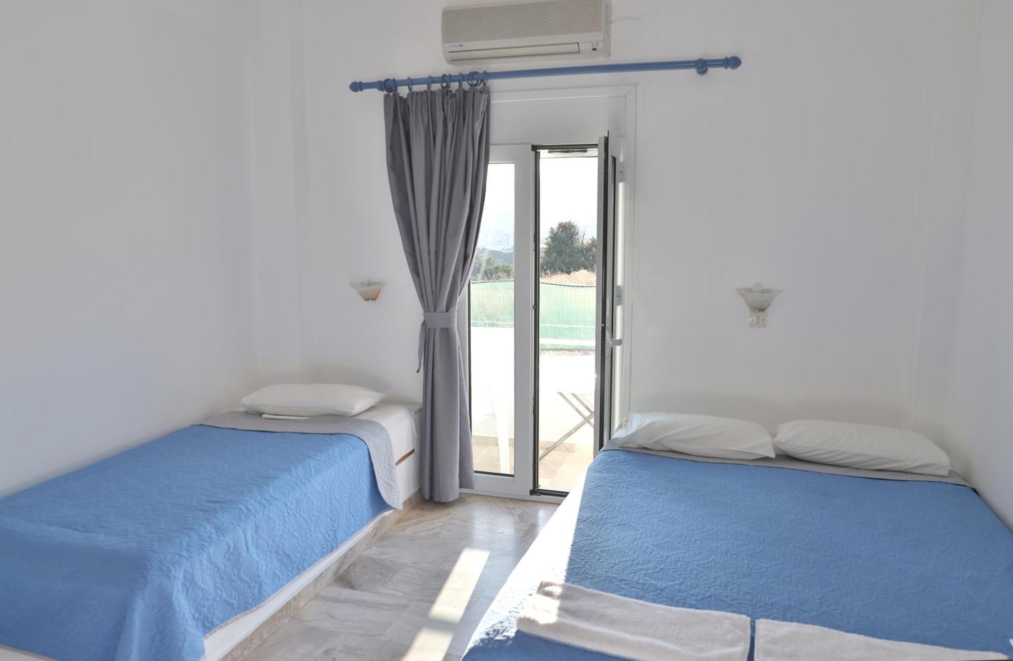 Helios Studios & Apartments Makrýgialos 外观 照片