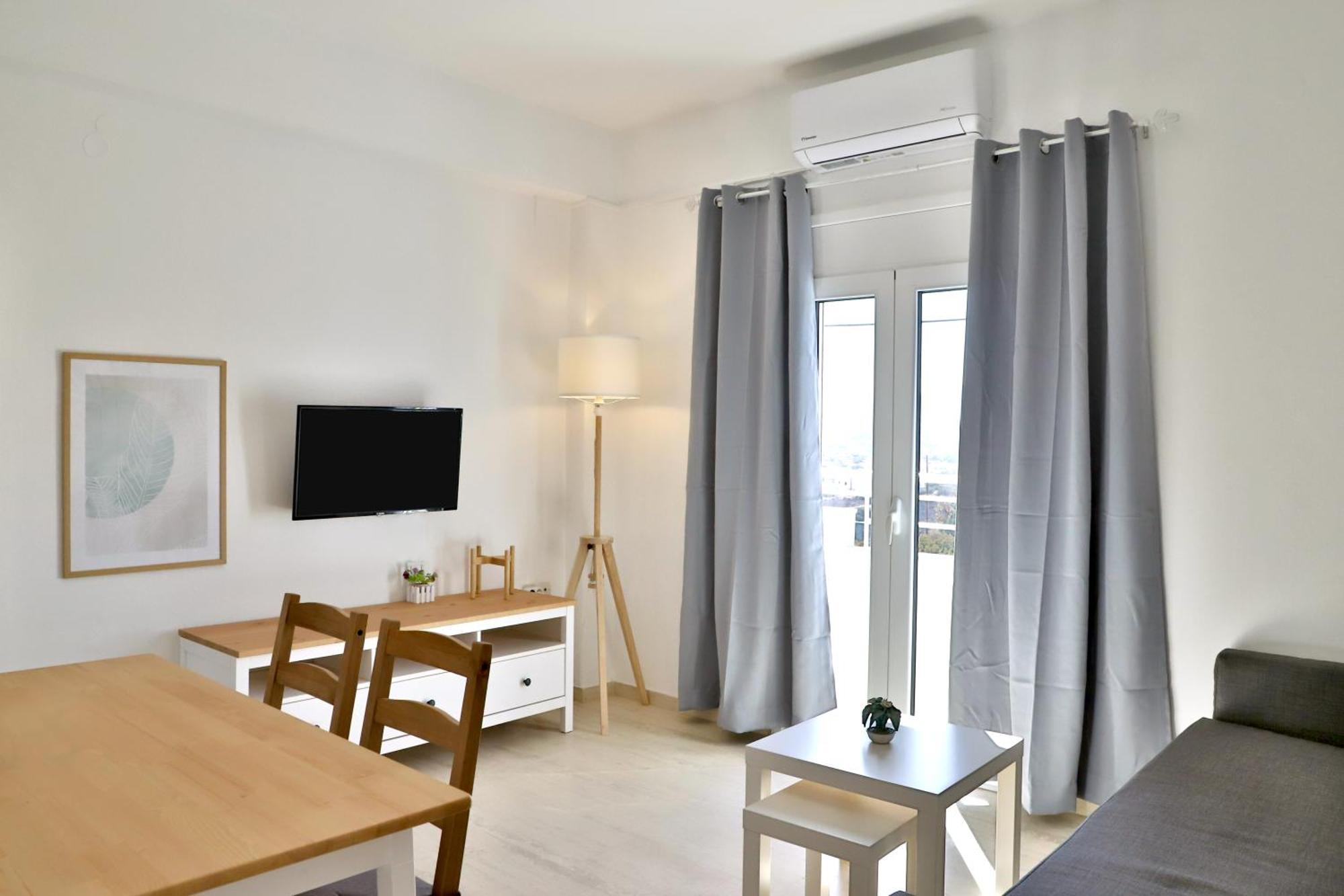 Helios Studios & Apartments Makrýgialos 外观 照片